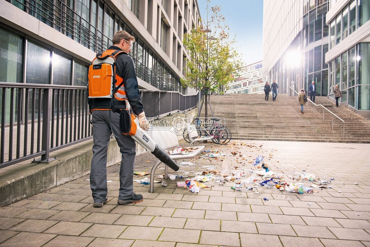 Воздуходувка аккумуляторная Stihl BGA 100 без АКБ и ЗУ (AUT, 36В Pro, макс. расход воздуха 840 м3/ч, скорость 81 м/с., 2,5 кг.)