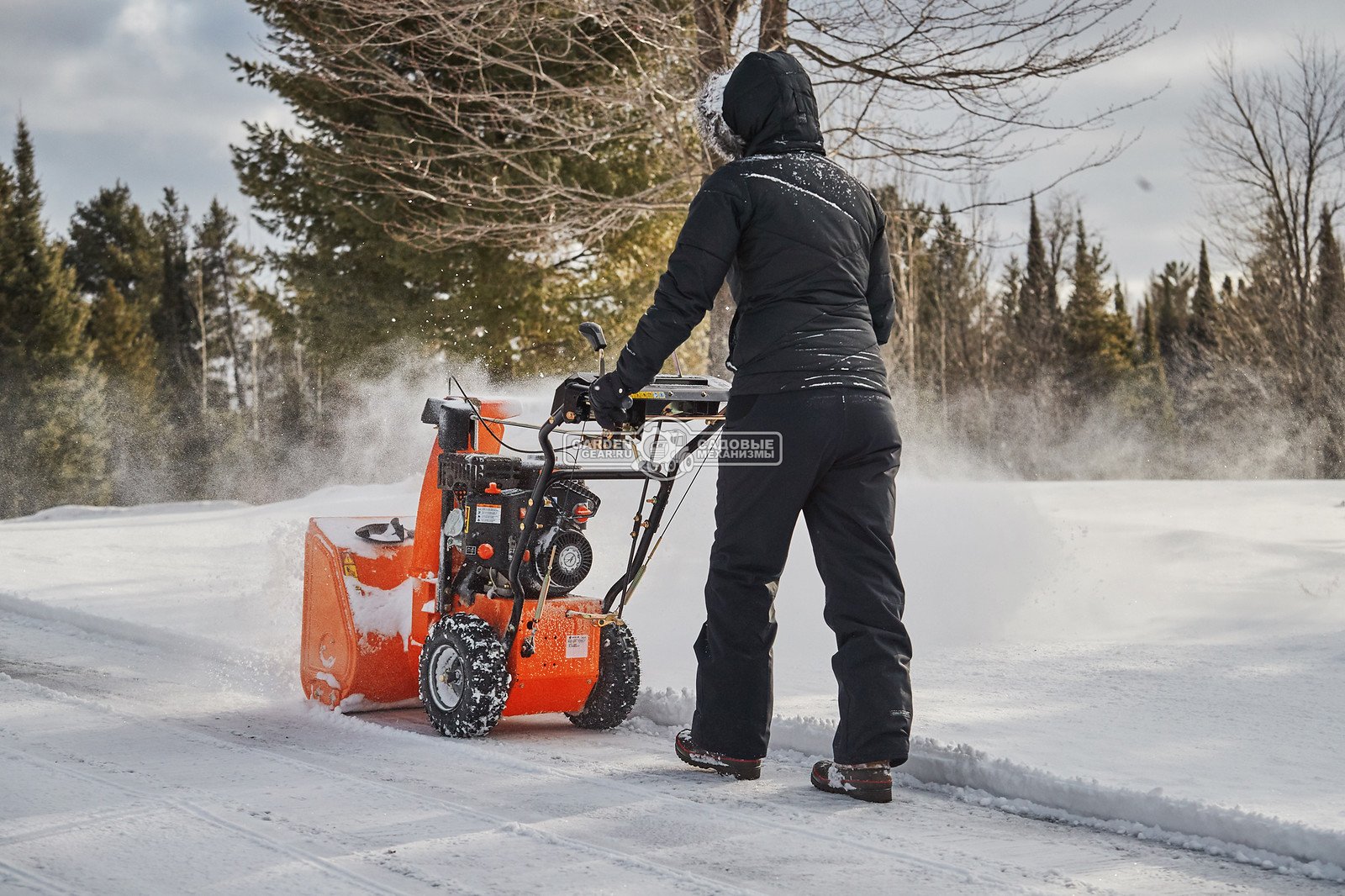 Снегоуборщик Ariens ST 24 E Classic (USA, 60,9 см., Ariens AX, 208 см3, эл/стартер 220В, 79,8 кг.)