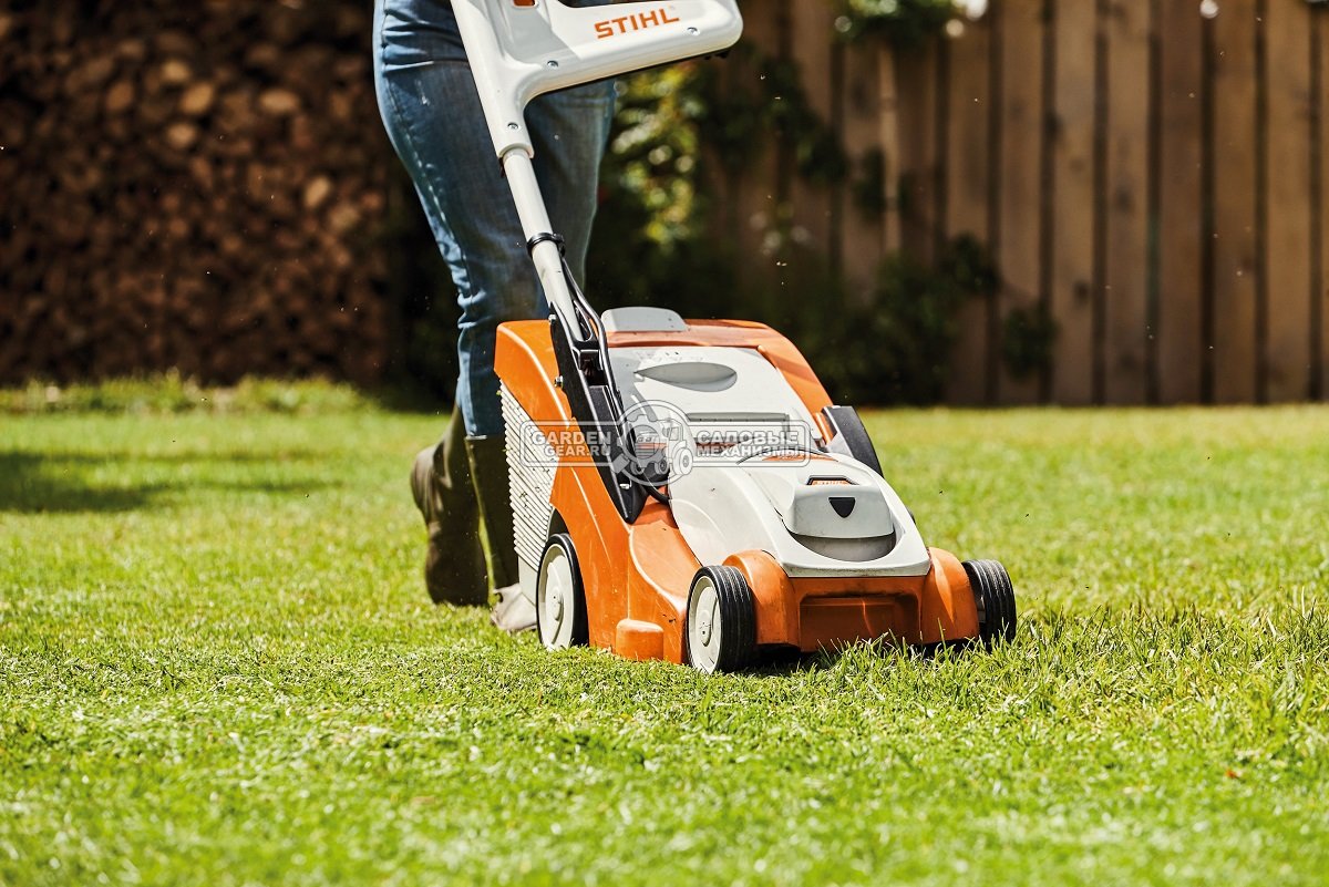 Газонокосилка аккумуляторная Stihl RMA 339.0 C без АКБ и ЗУ (AUT, 36В Compact, 37 см., несамоходная, травосборник 40 л,, монорукоятка, 16 кг.)