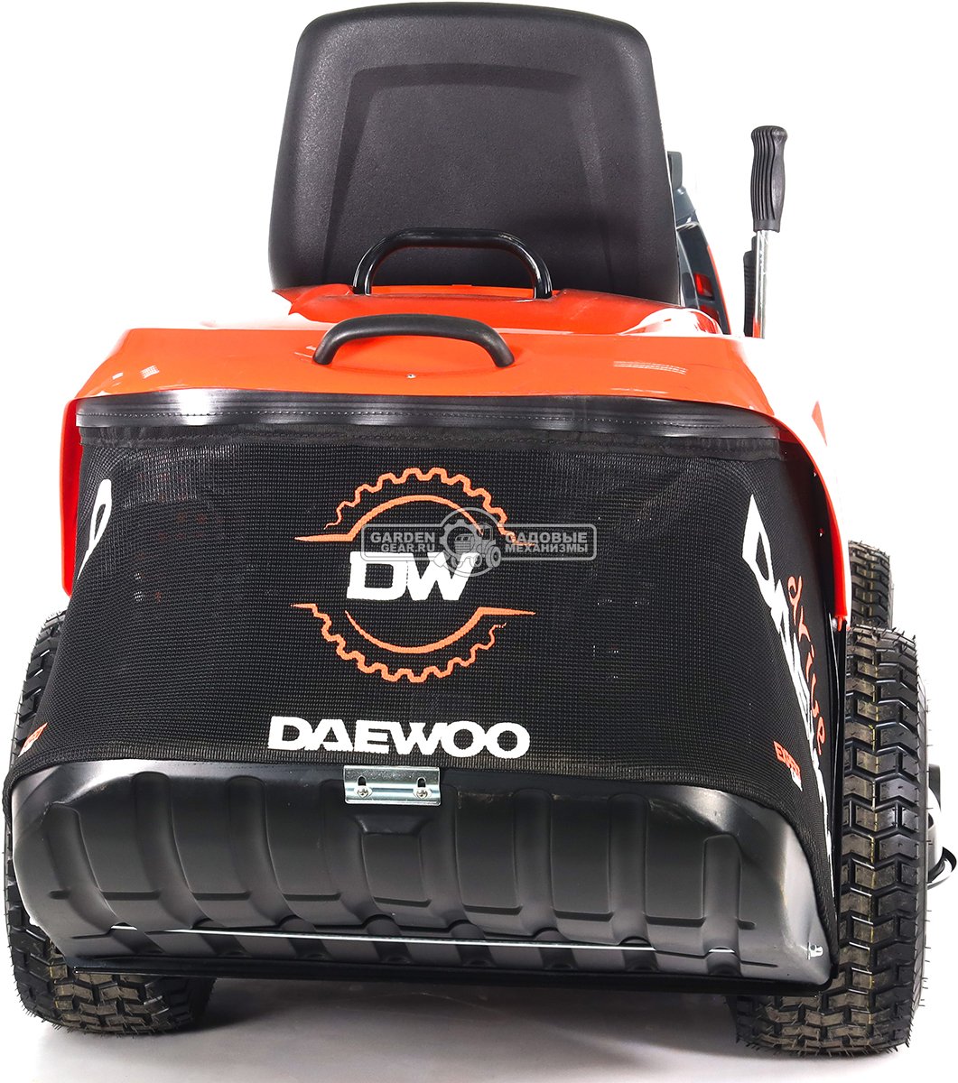 Садовый трактор Daewoo DWT 1020 (PRC, Daewoo, 452 куб.см., гидростатика, травосборник 270 л, ширина кошения 102 см, 220 кг)