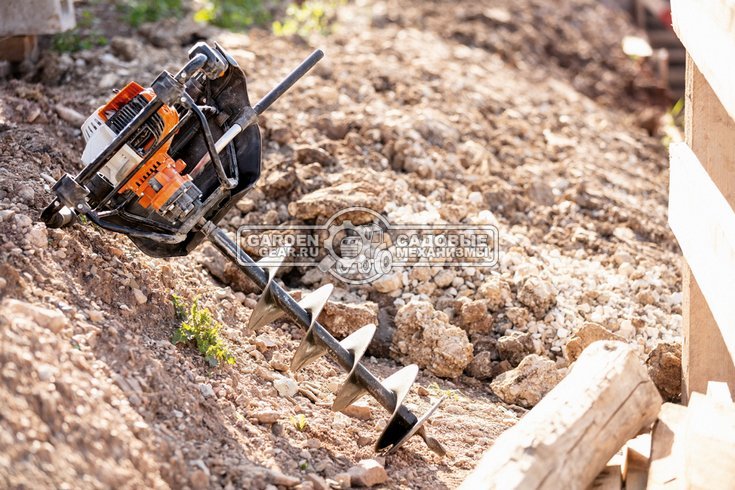 Бензобур Stihl BT 130 (36,3 см3, 1.9 л.с., для одного оператора, 10 кг)