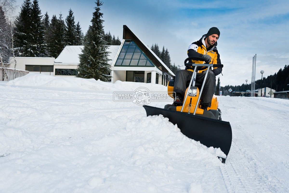 Снегоуборочный райдер Stiga Park 740 PWX 4WD с подметальной щеткой 95 см.