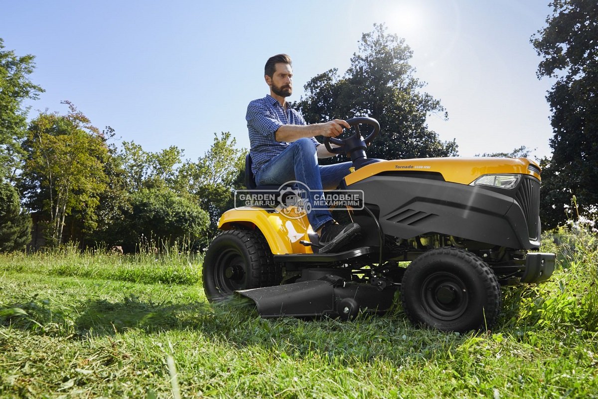 Садовый трактор Stiga Tornado 3108 HW (PRC, Honda GCV530, 530 куб.см., гидростатика, боковой выброс, ширина 108 см., SD 98/108, 180 кг.)