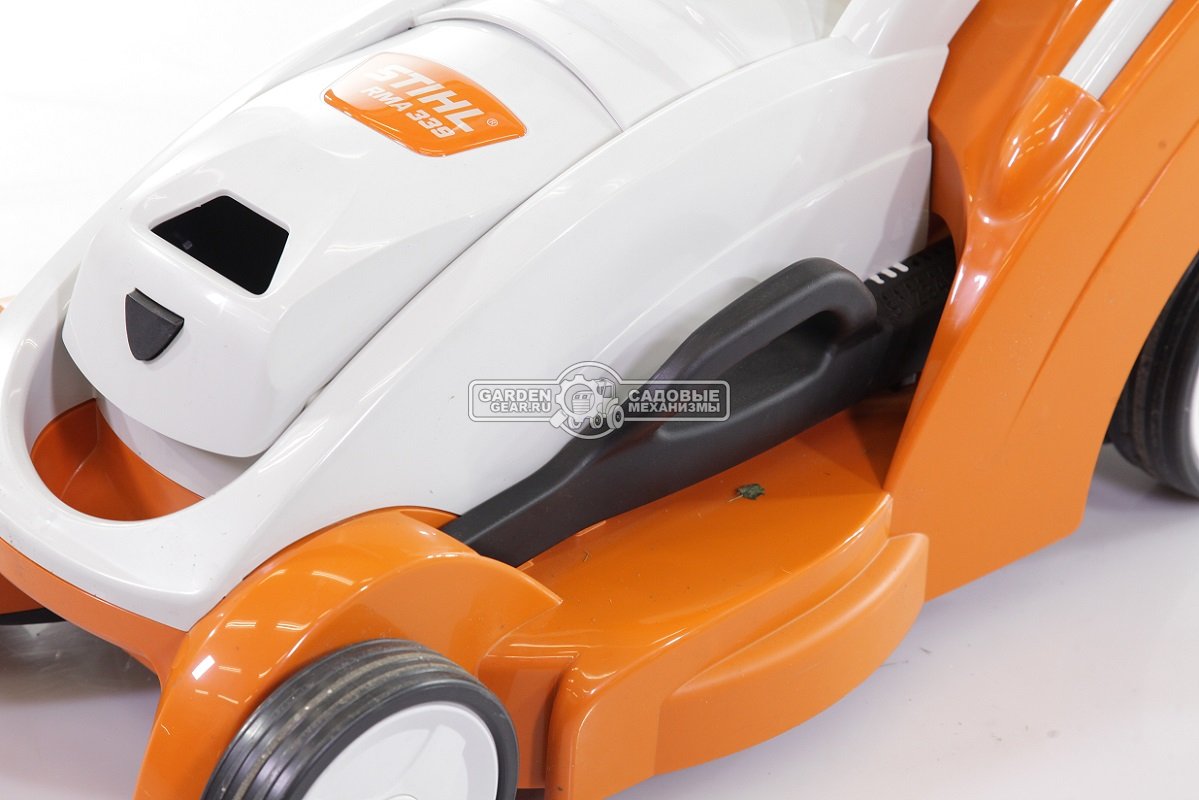 Газонокосилка аккумуляторная Stihl RMA 339.0 без АКБ и ЗУ (AUT, Compact 36В, 37 см., несамоходная, травосборник 40 л., пластик, 14 кг.)