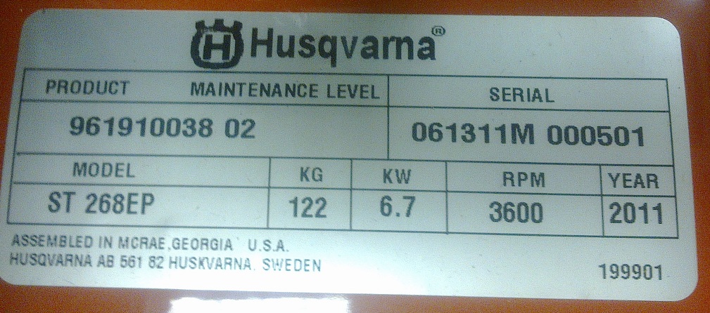 Снегоуборщик Husqvarna ST 268EP (USA, 68 см., B&S, 305 куб.см., эл/стартер 220В, разблокировка колёс, фара, 107 кг.)