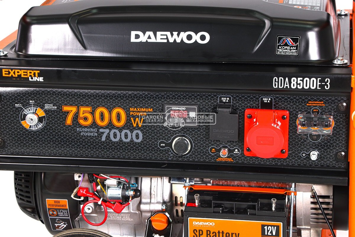 Бензиновый генератор Daewoo GDA 8500E-3 трехфазный (PRC, 445 см3, 7,0/7,5 кВт, электростартер, разъем ATS, колеса, 30 л, 94,1 кг.)