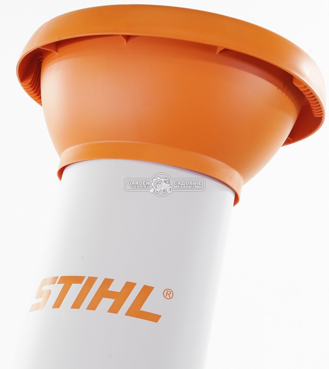 Садовый измельчитель веток бензиновый Stihl GH 370.0 S (AUT, B&S 850 EXi OHV RS, 190 куб.см., ветки до 45 мм., наклонная воронка, 42 кг.)