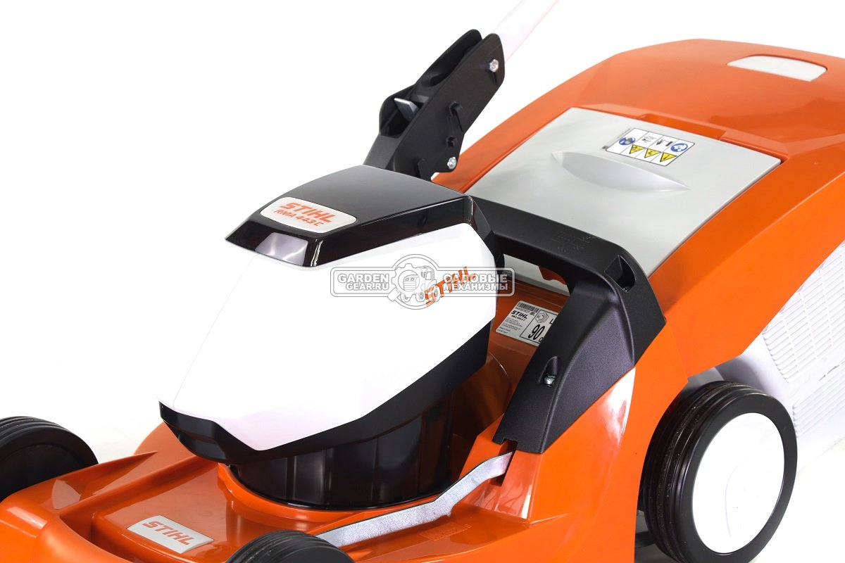 Газонокосилка аккумуляторная Stihl RMA 443.2 C SET с АКБ AP 200 и ЗУ AL 101 (AUT, 36В Pro, 41 см., несамоходная, трав. 55 л, монорукоятка, 22,5 кг.)