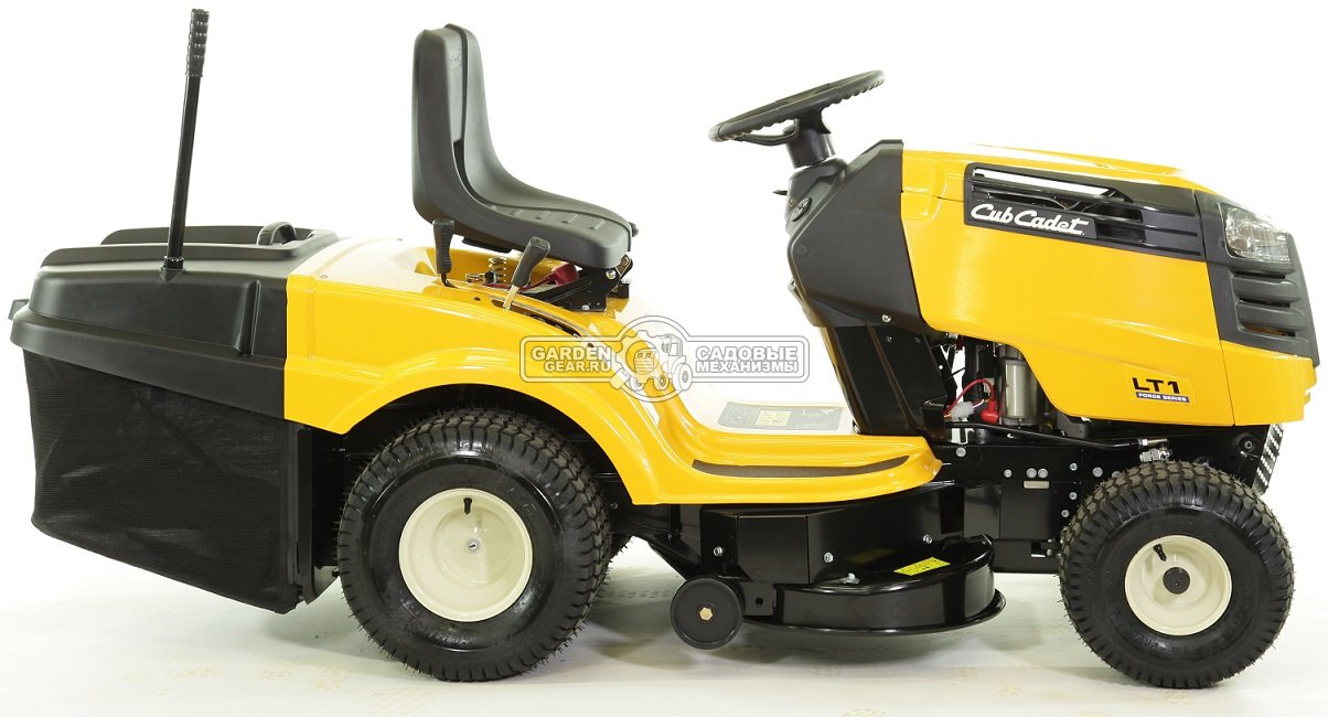 Садовый трактор Cub Cadet LT1 NR92 (USA, Cub Cadet, 439 куб.см., механика, травосборник 240 л., ширина кошения 92 см., 195 кг.)