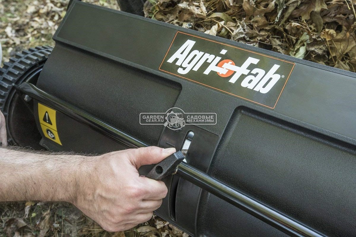 Ручная газонная щетка Agri-Fab 26&quot; / 66 cм. 150 л.