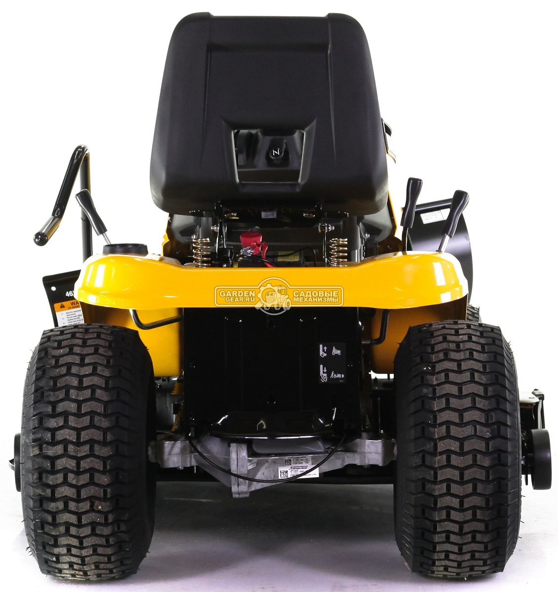 Снегоуборочный трактор Cub Cadet LT3 PS107 с ножом отвалом 117 см., и цепями на колеса