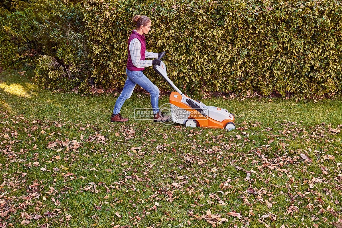 Газонокосилка аккумуляторная Stihl RMA 339.0 C без АКБ и ЗУ (AUT, 36В Compact, 37 см., несамоходная, травосборник 40 л,, монорукоятка, 16 кг.)