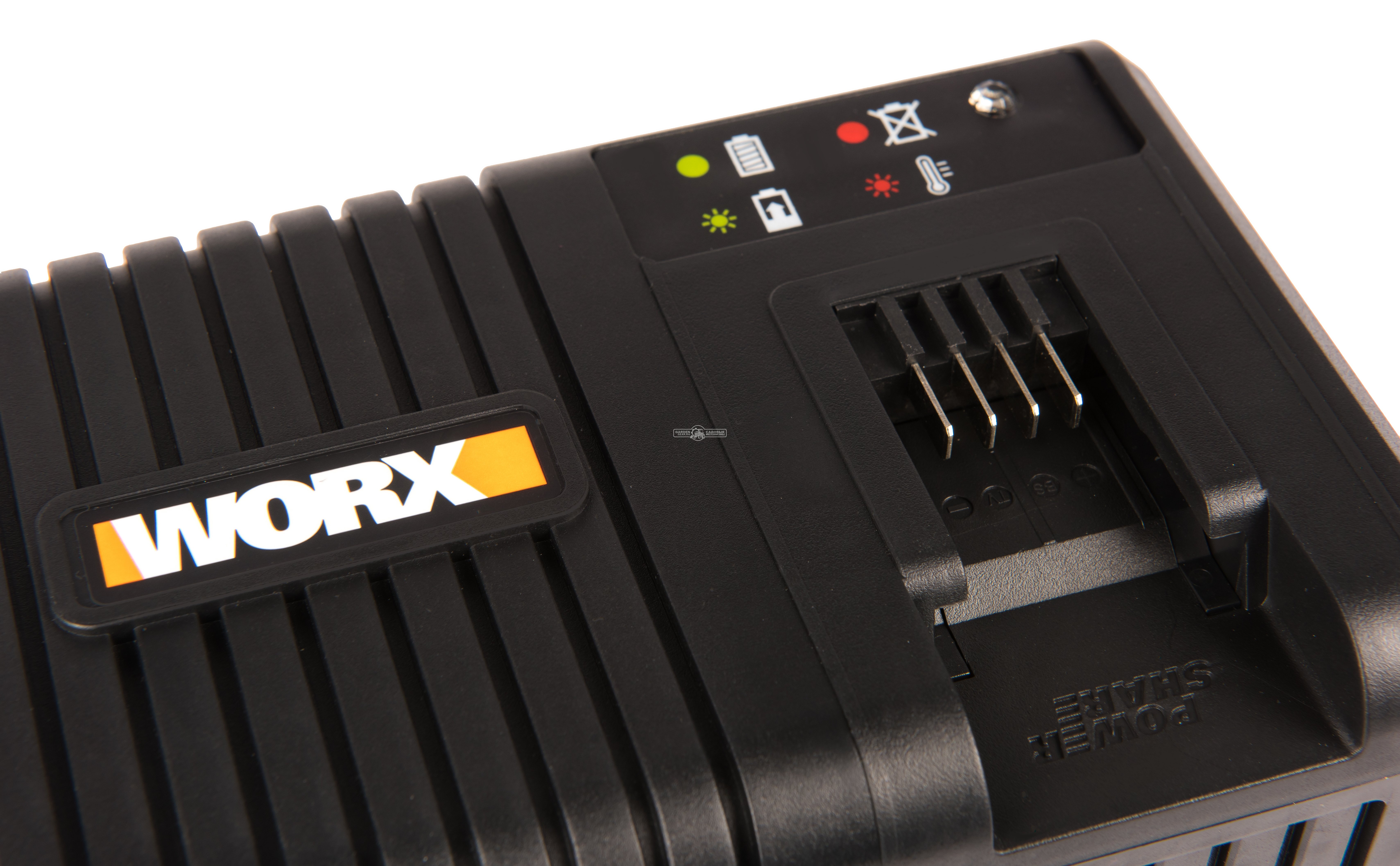 Зарядное устройство Worx WA3867 быстрой зарядки (20В, 6А)