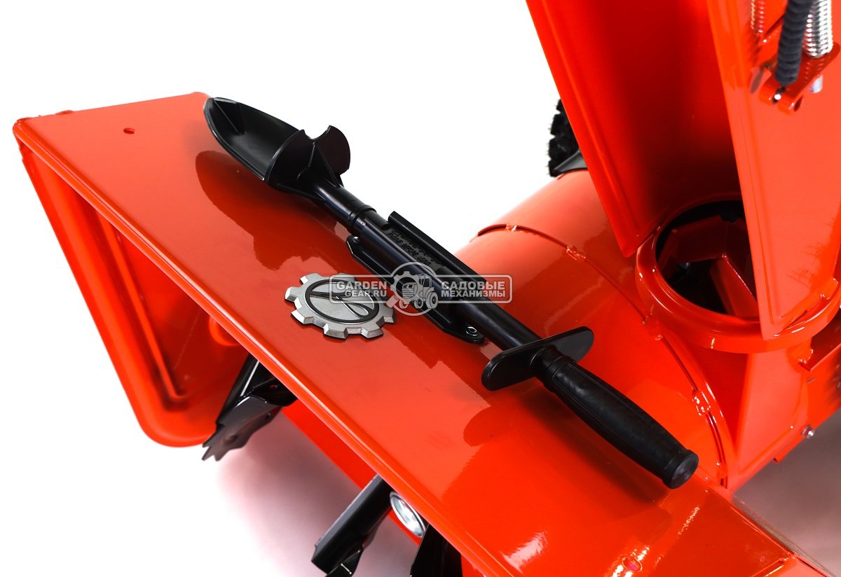 Снегоуборщик Ariens ST 24 E Classic (USA, 60,9 см., Ariens AX, 208 см3, эл/стартер 220В, 79,8 кг.)