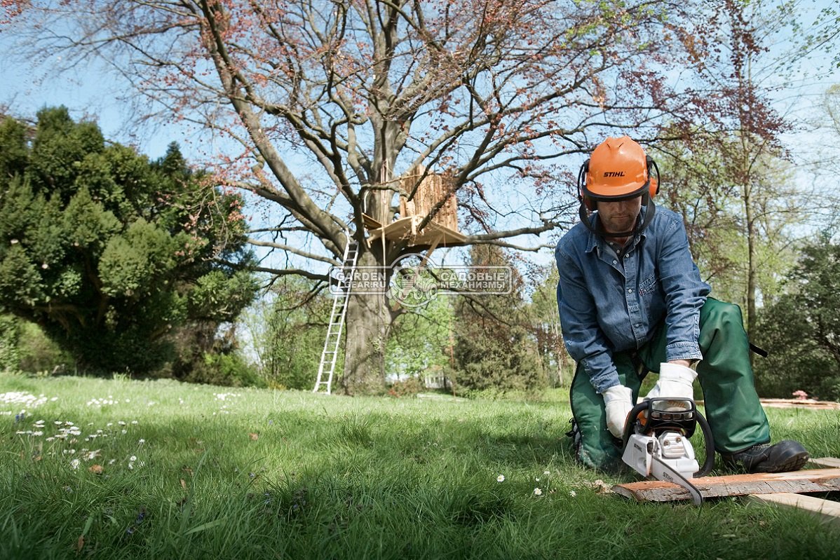 Бензопила Stihl MS 211 16&quot; (USA, 35,2 куб.см., 1,7 кВт/2,3 л.с., 2-MIX, 3/8&quot;, 1,3 мм., 55E, 4,3 кг.)