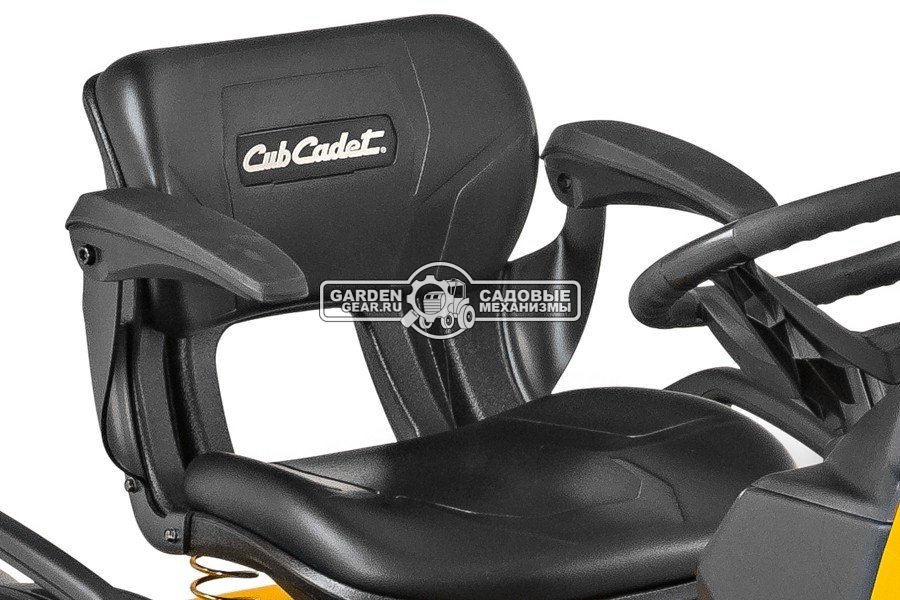 Снегоуборочный трактор Cub Cadet XT3 QS137 с 3X роторным снегоуборщиком