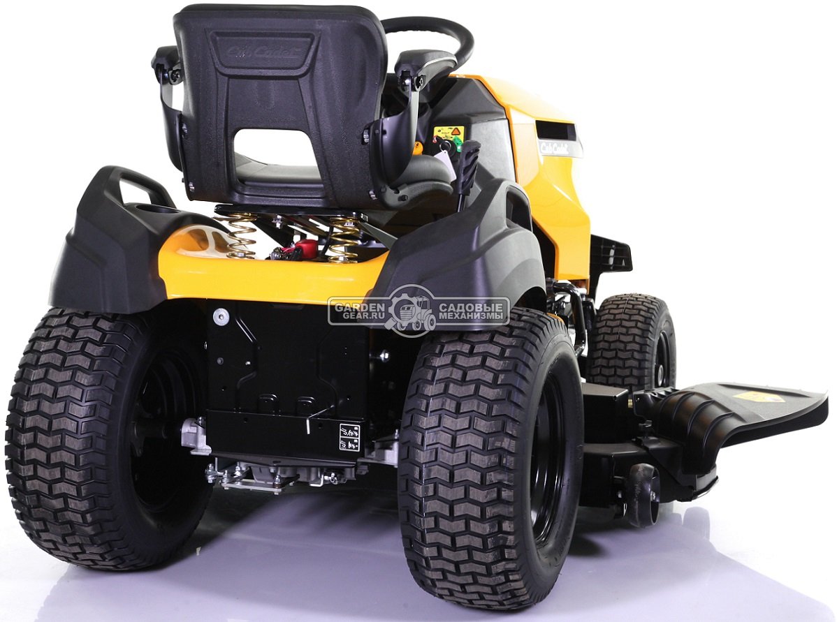 Снегоуборочный трактор Cub Cadet XT3 QS137 с 3X роторным снегоуборщиком