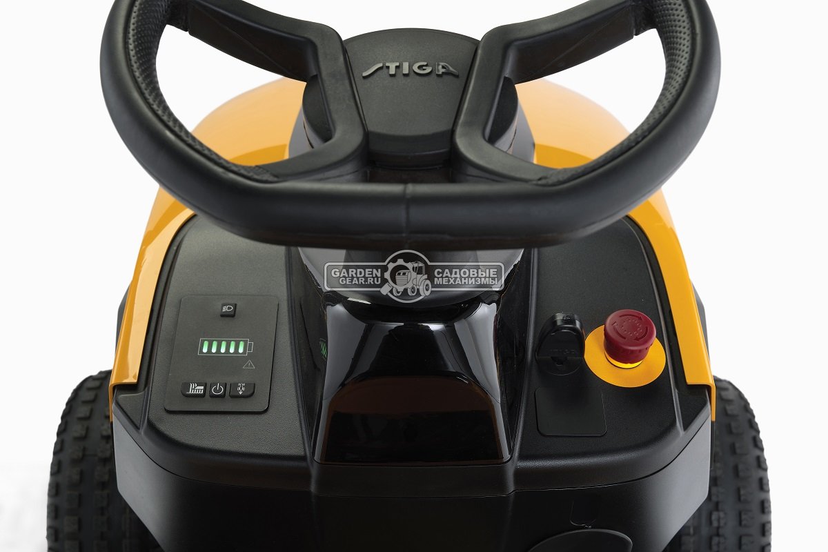 Садовый трактор Stiga e-Ride C300 аккумуляторный (PRC, 48V, 30Ah / 1500 Wh, гидростатика, травосборник 240 л., ширина 84 см., 163 кг.)