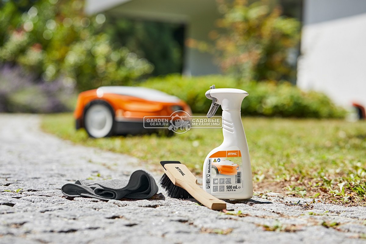 Набор для очистки газонокосилок Stihl Care&Clean (Multiclean 500 мл. + щетка + салфетка из микрофибры)