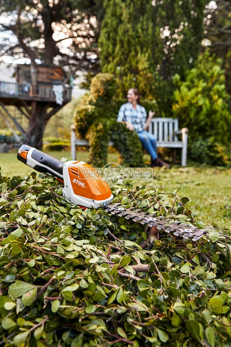 Кусторез аккумуляторный + ножницы для травы Stihl HSA 26 без АКБ и ЗУ (GER, 10,8 В., нож 12 см. и 20 см., сумка, 0,7 кг.)