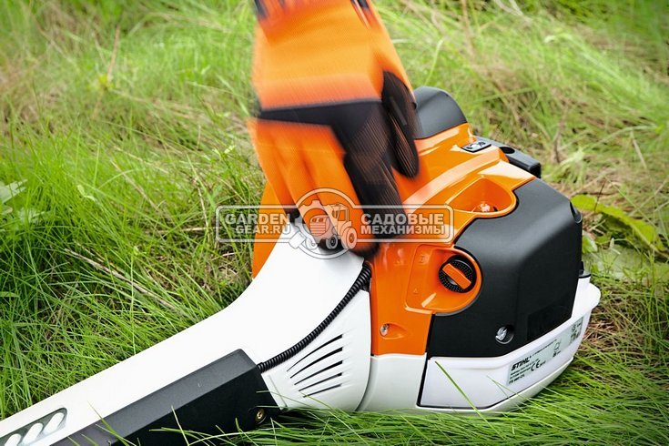 Бензиновый кусторез Stihl FS 561 C-EM (GER, 57,1 куб.см., 2,8 кВт/3,8 л.с., 2-MIX, ErgoStart, M-Tronic, длина - 176 см., 3-х нож DM 3F-350, 10,2 кг.)