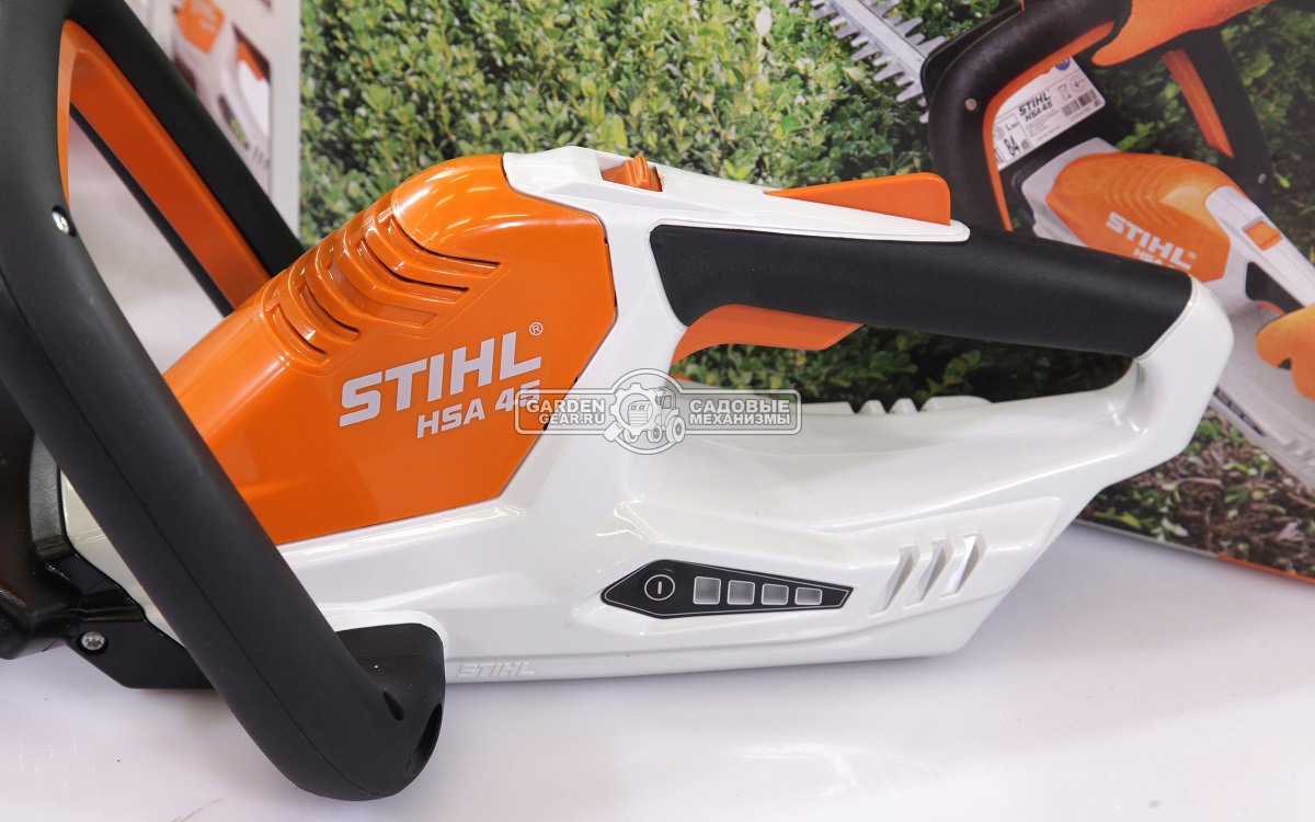 Кусторез аккумуляторный Stihl HSA 45 (PRC, 18В, 50 см., встроенный аккумулятор, расстояние между зубьями 24 мм., 2,3 кг.)