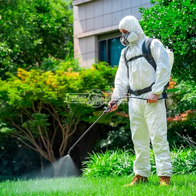 Опрыскиватель аккумуляторный GreenWorks G24BPSII с АКБ 2 А/ч и ЗУ (PRC, 24В, ранцевый, 5 бар, 15 л, 1.9 л/мин, 4.8 кг)