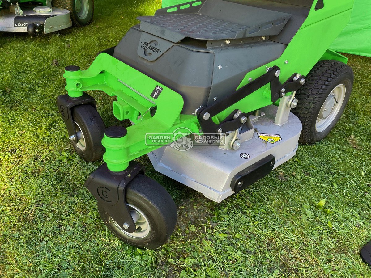 Садовый минирайдер GreenWorks ZTCS92 Stand-On аккумуляторный с нулевым радиусом разворота (PRC, 92 см, 82В, 105 Ач / 8 кВтч, 430 кг)