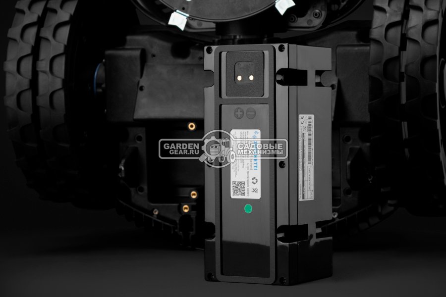 Газонокосилка робот Caiman Tech X4 Elite Premium (ITA, площадь газона до 3200 м2, нож 25 см., GPS, Bluetooth, алгоритм умной стрижки, вес 15,8 кг.)