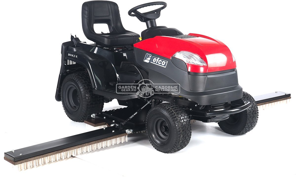 Трактор для футбольного поля Efco EF 84/14,5 K TOSS Sport с щёткой для ухода за искусственным газоном (дека 84 см и травосборник в комплекте)