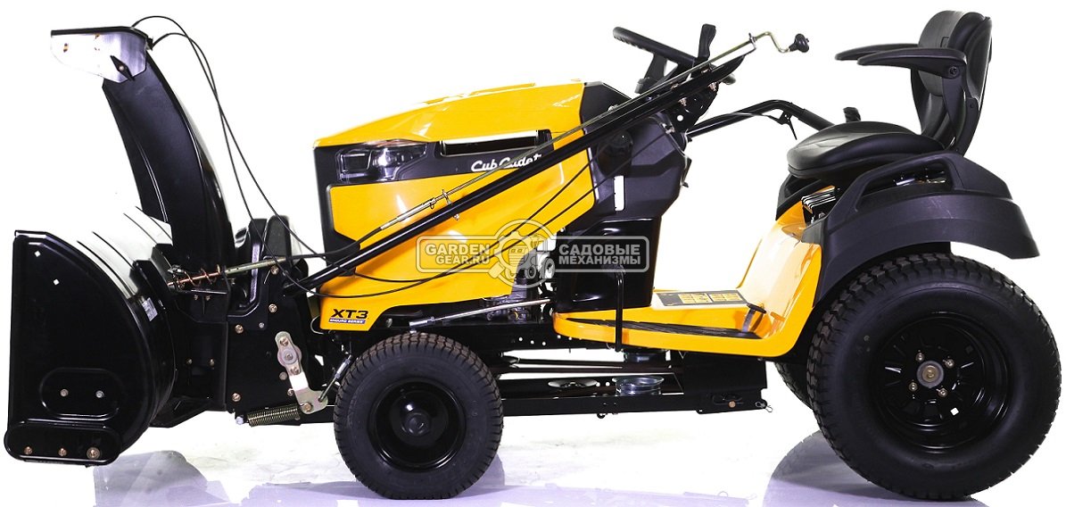 Садовый трактор Cub Cadet XT3 QS137 (USA, Kawasaki, V-Twin, 726 куб.см., гидростатика, боковой выброс, ширина кошения 137 см., 270 кг.)