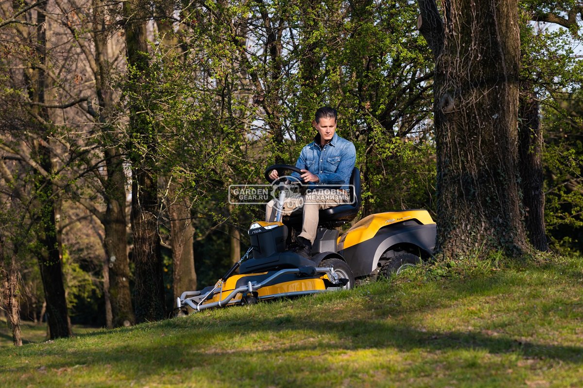 Садовый райдер Stiga Park 640 PWX 4WD без деки (ITA, Stiga ST600 V-Twin, 586 куб.см., гидростатика, Bluetooth, полный привод, 233 кг.)