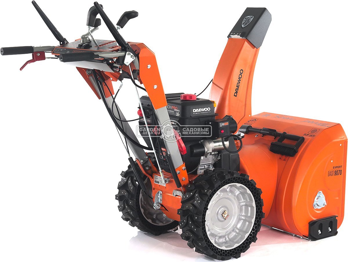 Снегоуборщик Daewoo DAST 9070 (PRC, 67 см., Daewoo, 298 куб.см., эл/стартер 220В, фара, скорости 5/2, колеса EX-ICE, подогрев рукояток, 112 кг.)