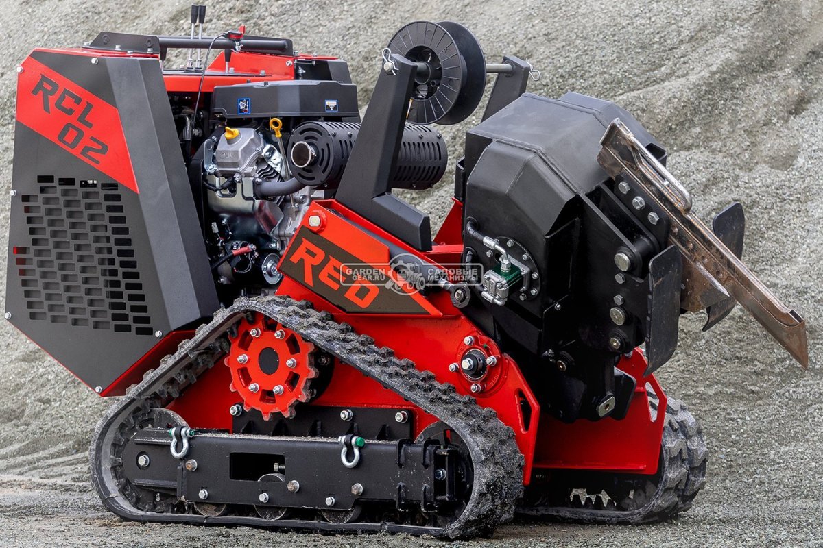 Мини-кабелеукладчик самоходный гусеничный RED RCL-02 Loncin 35 л.с., глубина укладки кабеля до 35 см., сечение кабеля до 40 мм., 3 м/мин., 900 кг.