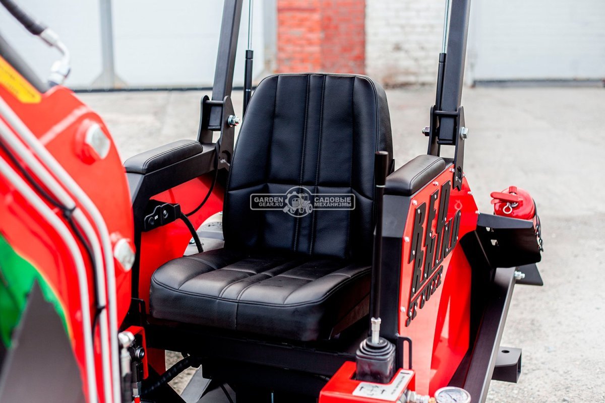 Прицепной экскаватор RED Rhino RBV-08 профессиональная комплектация, Loncin LC2V78FD-2., глубина копания 2,2 м., ковш 250 мм., 750 кг.