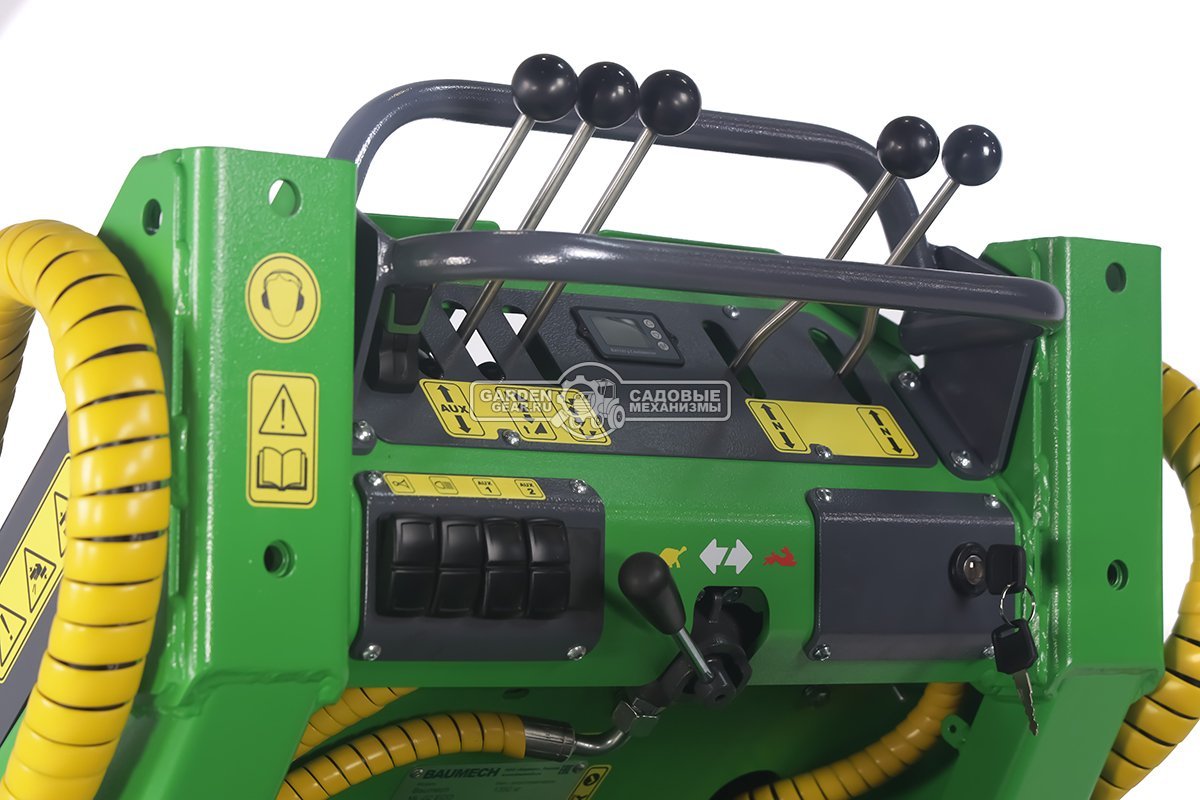 Универсальная машина мини-погрузчик Baumech ML-02 Eco с электродвигателем