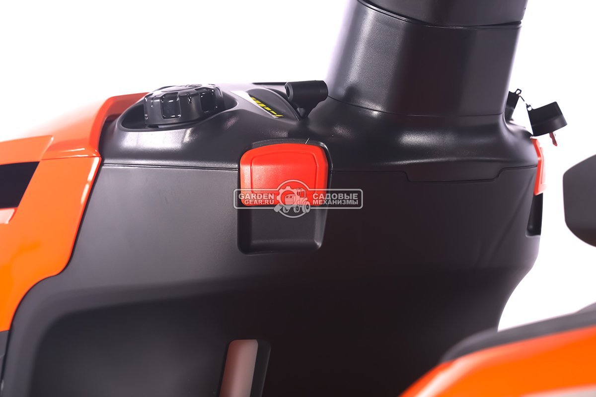Садовый трактор Yard Fox Optima T 98 RСH (PRC, Loncin 452 куб.см., гидростатика, травосборник 260 л, ширина кошения 98 см, 200 кг)