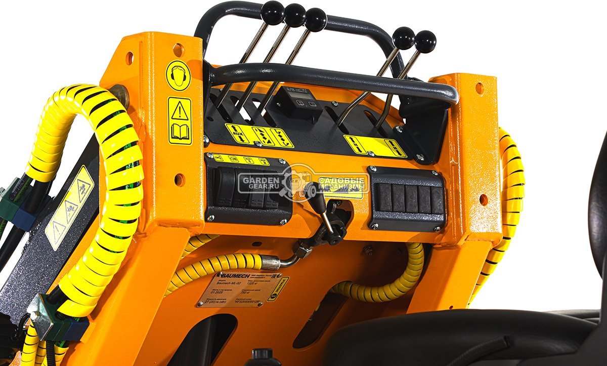 Универсальная машина мини-погрузчик Baumech ML-02 Pro с двигателем Zongshen GB750 EFI V-Twin инжектор