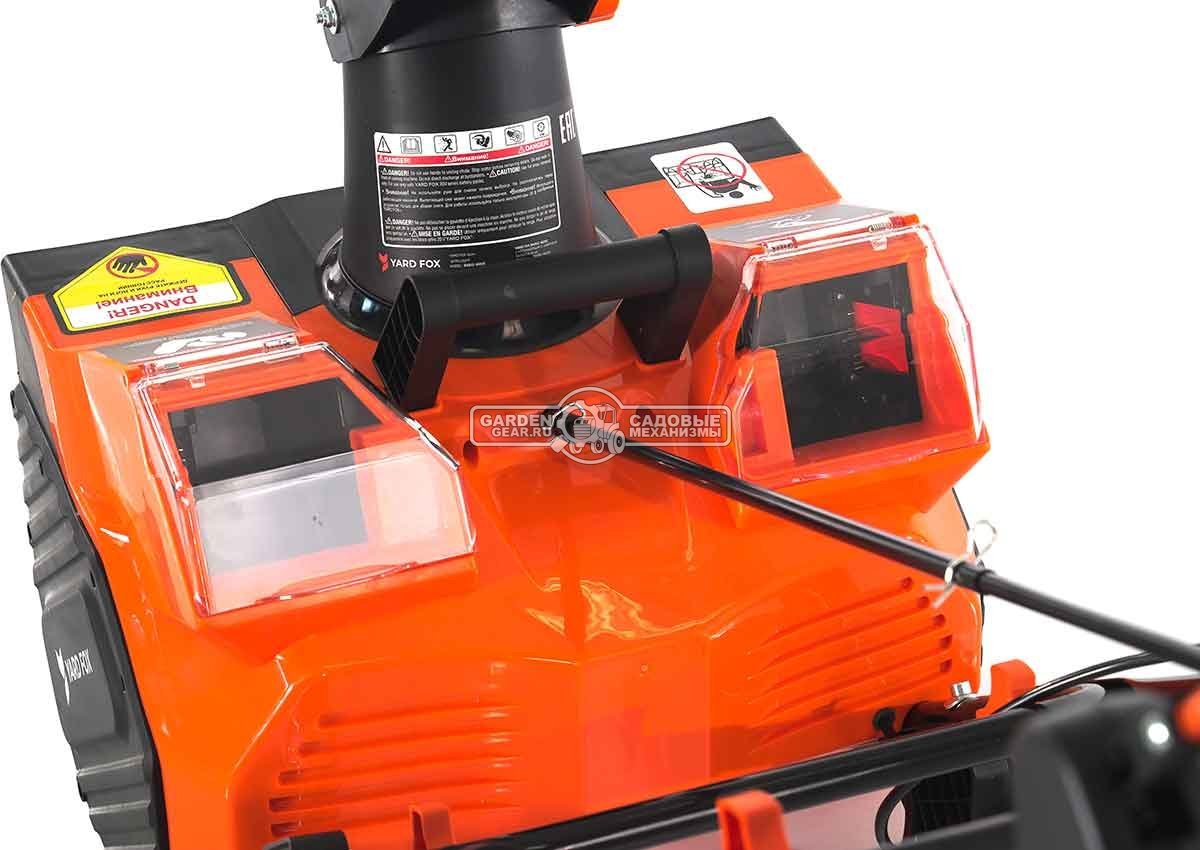 Снегоуборщик аккумуляторный Yard Fox 4625E Basic с 2 АКБ 4 А/ч и ЗУ (PRC, BL 2х20В, ширина 46 см, фара, 2 порта для АКБ, 20 кг)