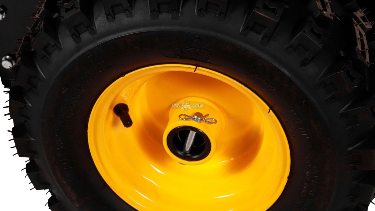 Снегоуборщик Champion ST1171E (PRC, 70 см., Champion, 375 см3,  эл/стартер 220В, фара, автоматический дифференциал, 123.5 кг)