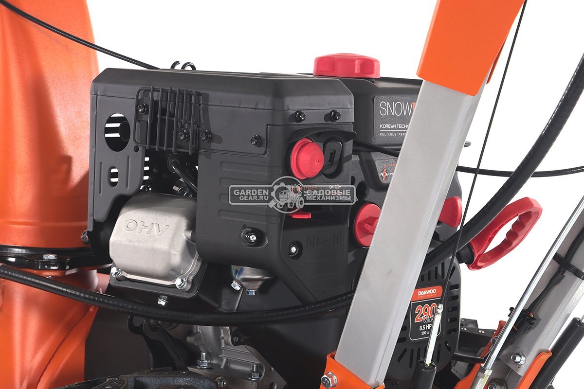 Снегоуборщик Daewoo DAST 8570 (PRC, 67 см., Daewoo, 290 куб.см., эл/стартер 220В, фара, скорости 5/2, колеса EX-ICE, подогрев рукояток, 103 кг.)