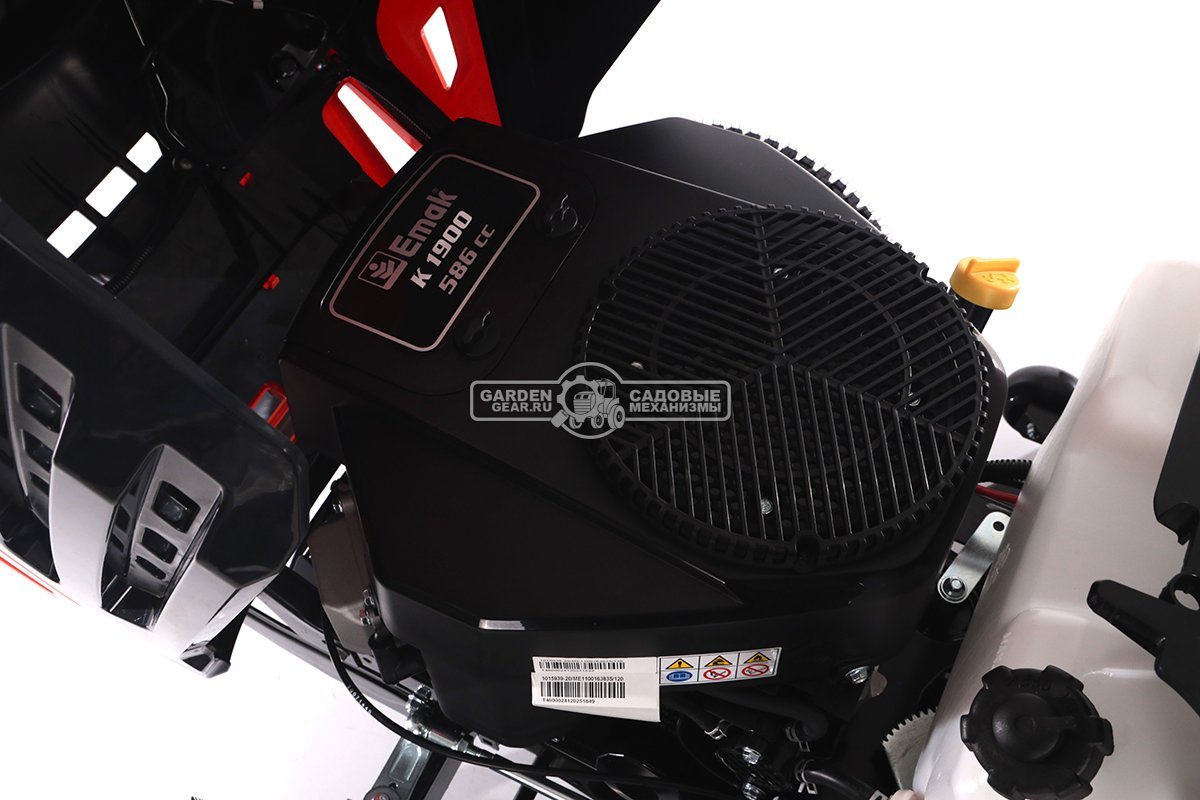 Садовый трактор Oleo-Mac OM 109L/19 KV (PRC, Emak K 1900 V-Twin, 586 см3, 108 см., боковой выброс, гидростатика, 175 кг.)