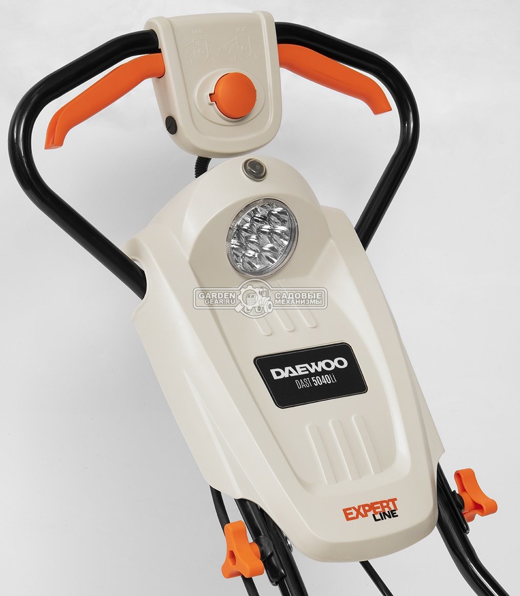 Снегоуборщик аккумуляторный Daewoo DAST 5040Li без АКБ и ЗУ (PRC, Li-ion, 40V, ширина 46 см., фара, 19,5 кг.)