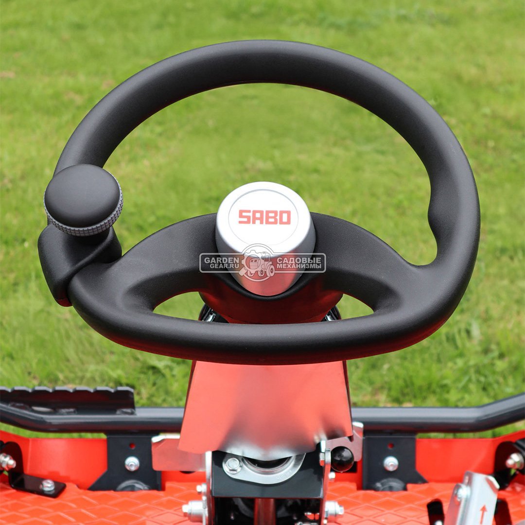 Садовый трактор для высокой травы и работы на склонах SABO GLADIATOR 95 F AWD (GER, B&S Intek 8-44C8, 724 куб.см., 95 см, дифференциал, 388 кг.)