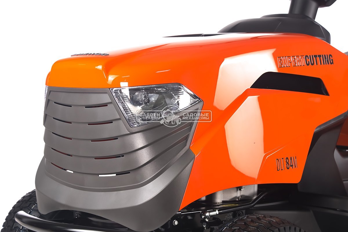 Садовый трактор Daewoo DLT 84M (PRC, Stiga ST400, 414 куб.см., механика, ширина кошения 84 см., травосборник 200 л., мульчирование, 190,5 кг.)