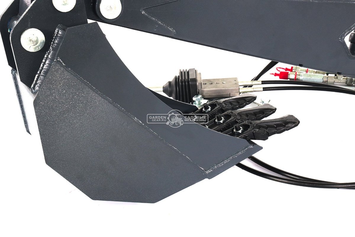 Экскаватор лопатковый с поворотным механизмом Baumech макс. глубина копания 135 см., ширина ковша 25 см., макс. высота выгрузки 290 см., 84 кг. 