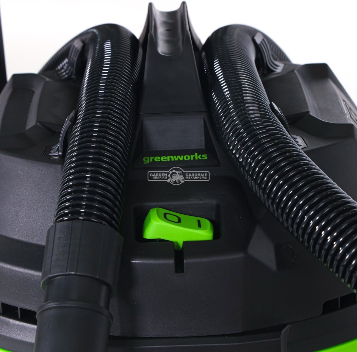 Пылесос GreenWorks G120WDV для сухой и влажной уборки (PRC, 1200 Вт, 3150 л/мин, контейнер 34 л, шланг 2 м, 8.4 кг)