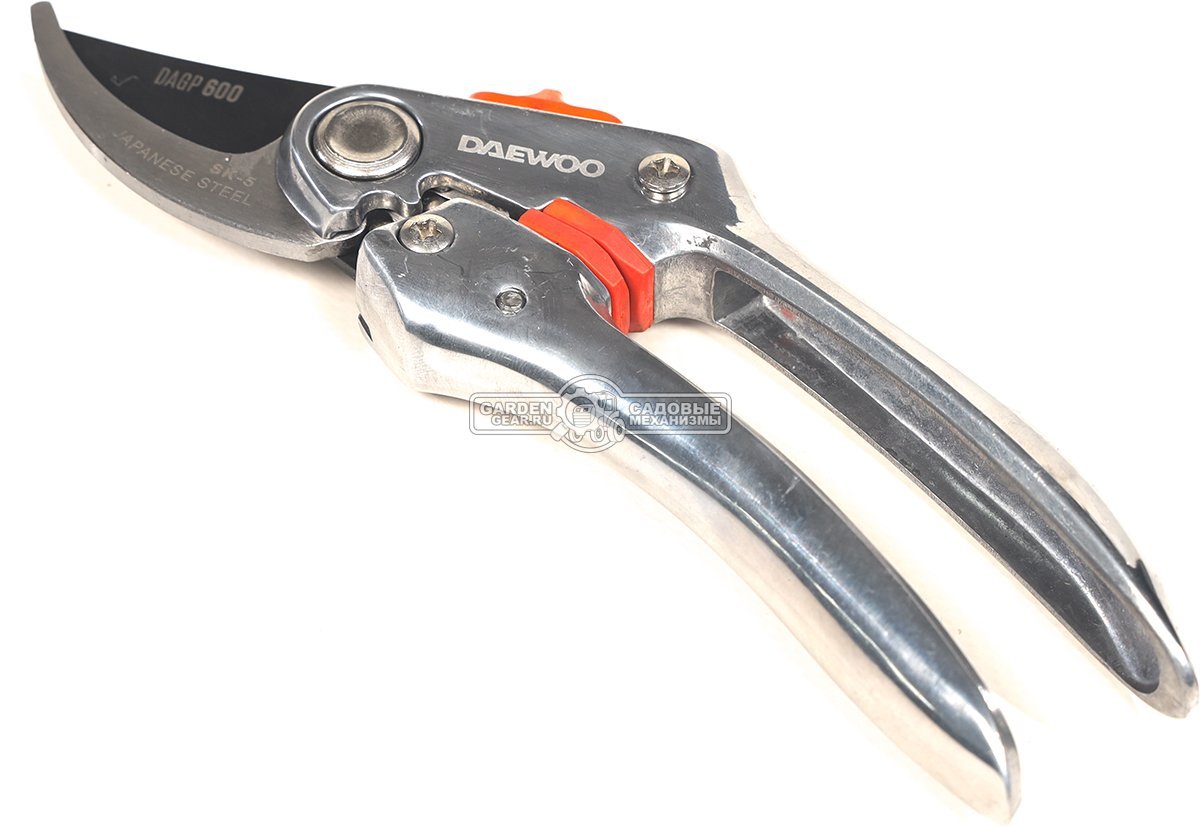 Секатор Daewoo DAGP 600 (Диаметр среза 24 мм, металлические рукоятки, 300 гр)