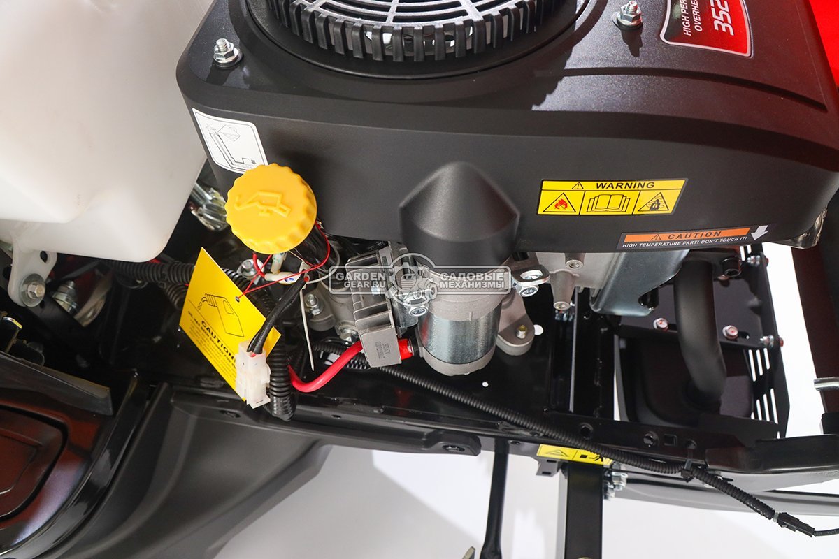 Садовый трактор Yard Fox T 86RBH (PRC, Loncin, 352 куб.см., гидростатика, травосборник 245 л, ширина кошения 86 см, 184 кг)