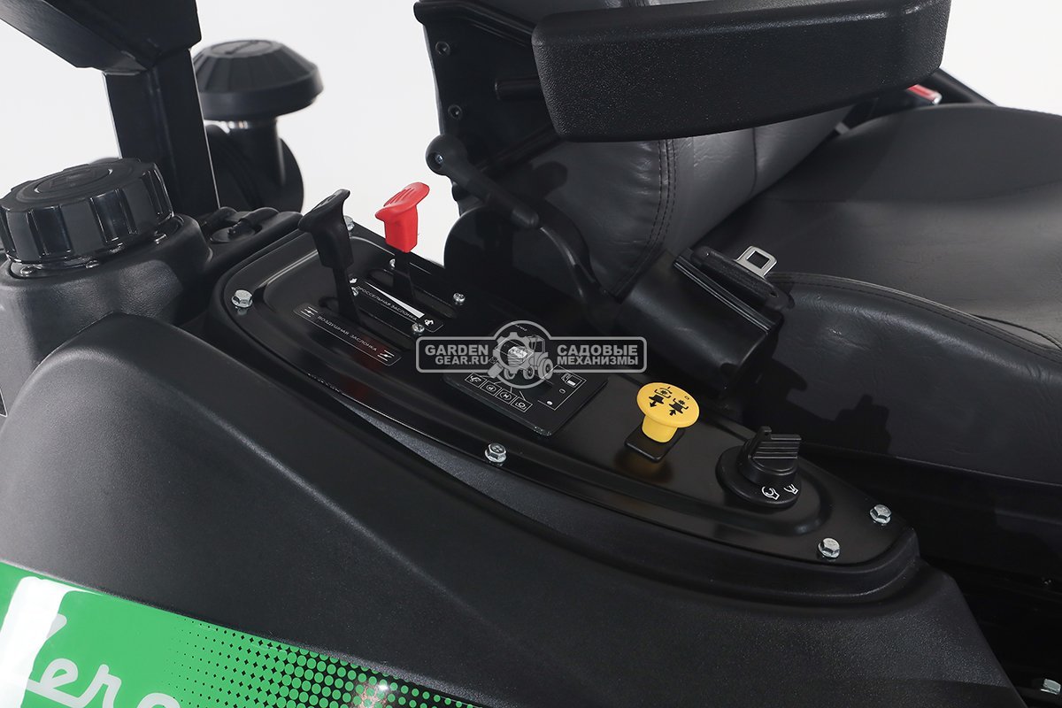 Садовый райдер Caiman Zero 137KC с нулевым радиусом разворота (RUS, Kawasaki FX751V, 852 куб.см., гидростатика, ширина кошения 137 см., 649 кг.)